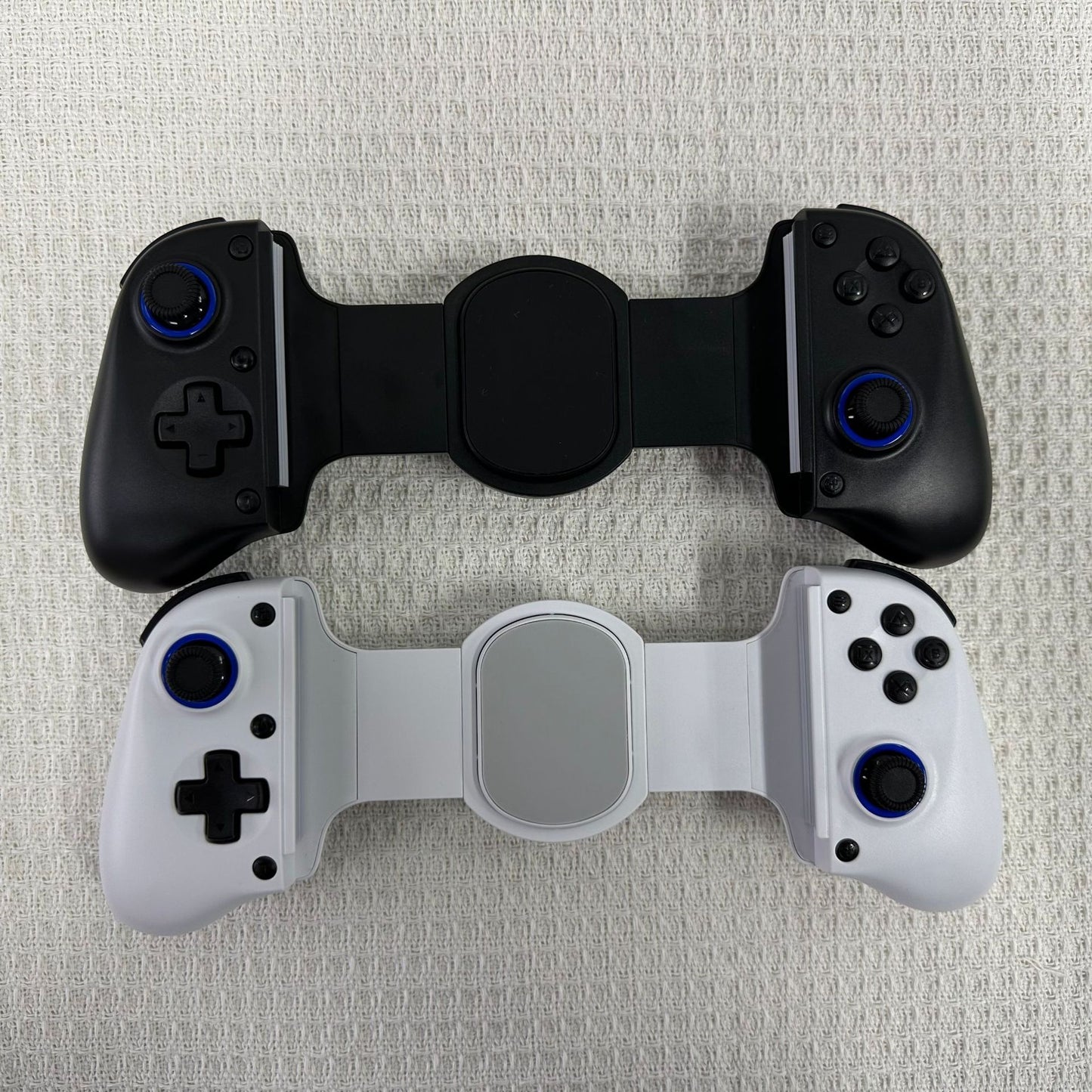 D11/D11S Telescopic Bluetooth Game Controller for Switch/PC/Android/iOS - Hall Effect Triggers, 6-Axis Gyro, Vibration, Xbox Cloud Streaming - White/Black (D11S with Cooling Fan)