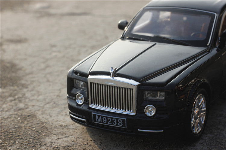 Rolls-Royce Phantom 1:24 Alloy Diecast Model Car | 6-Door Opening | Sound & Light FX | Luxury Collectible & Boys Toy (8.3"L)