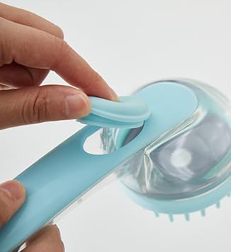 Pet Bath Brush with Body Wash Dispenser: Silicone Massage Design, Suitable for Both Cats and Dogs, Can Be Used as a Exfoliating Bath Comb (Green)