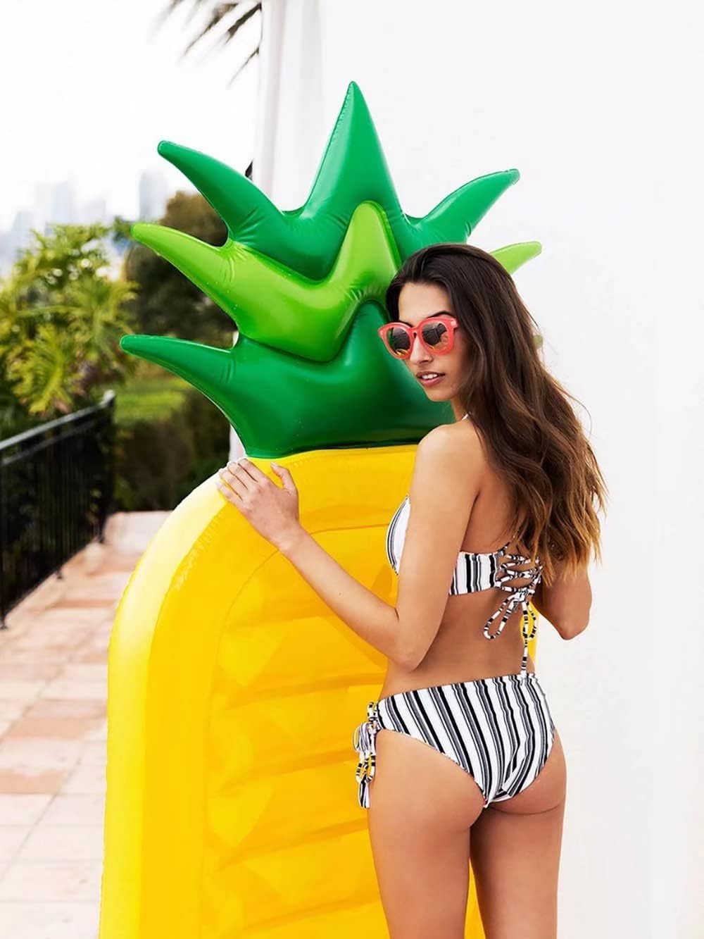 VICKEA Inflatable Pool Floats for Kids and Adults, Large Water Inflatable Pineapple Pool Float for Swimming Pool