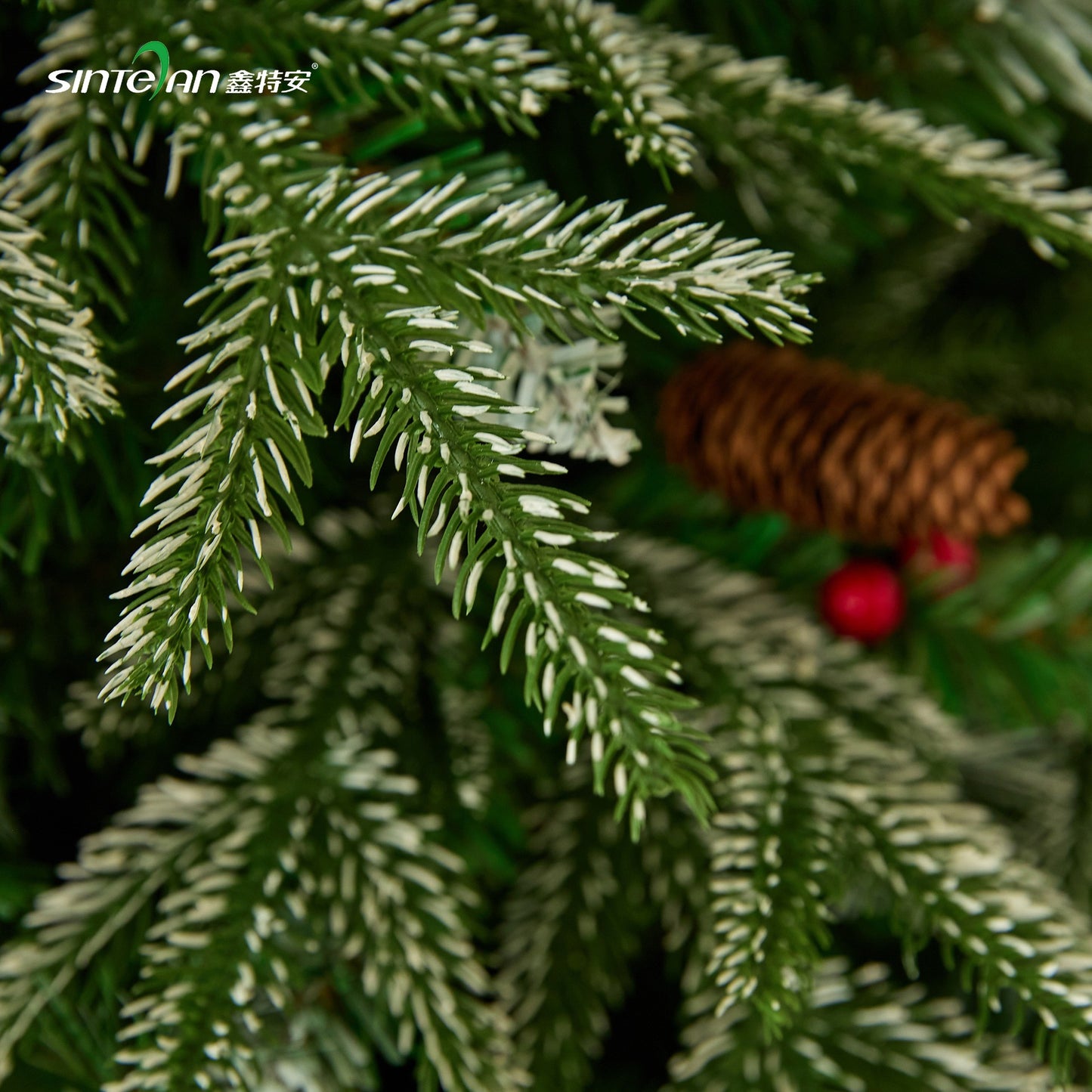 Christmas Tree - Realistic Snow-Dusted PE Home Decor - Supermarket Christmas Decoration - Festive Atmosphere Setup - Christmas Gift