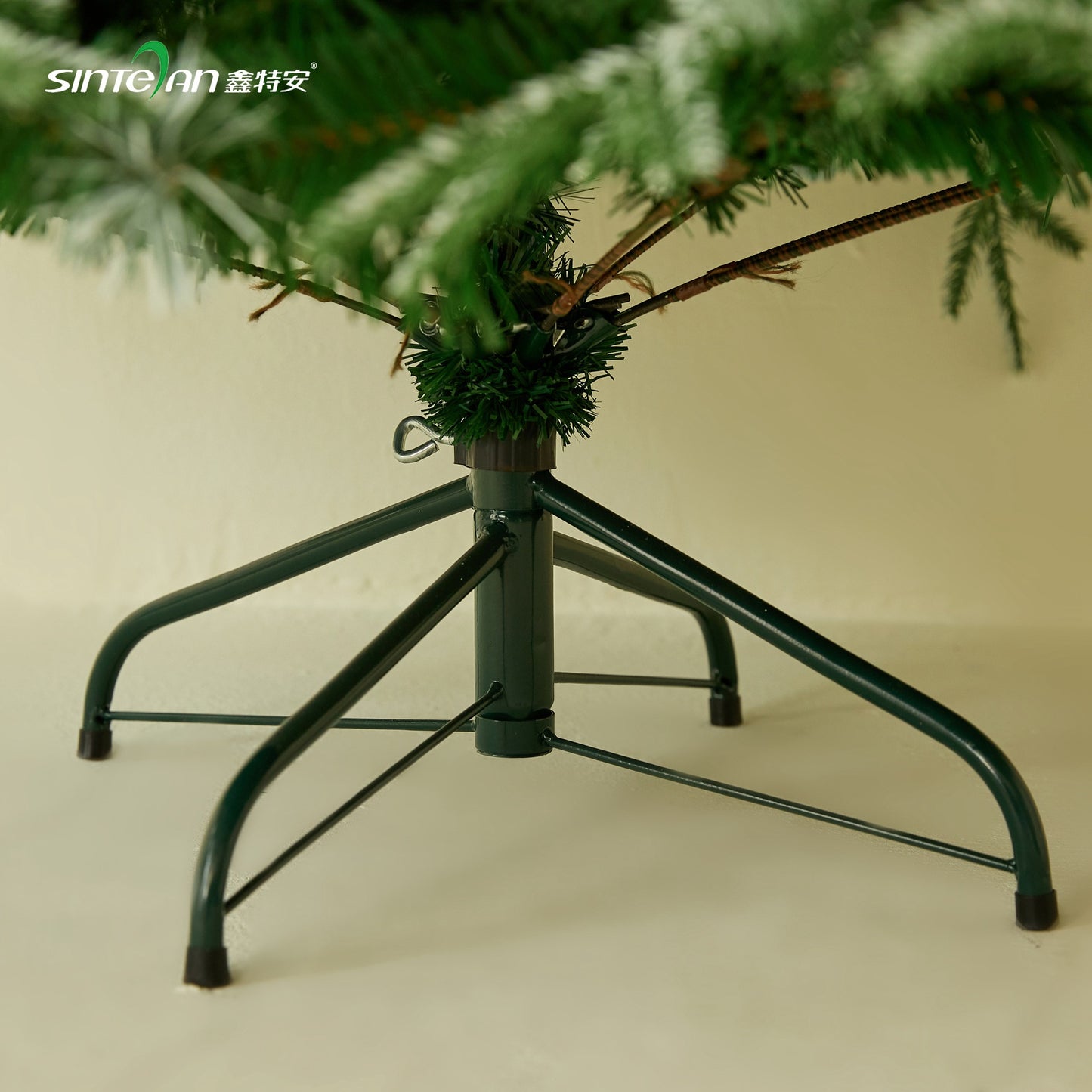 Christmas Tree - Realistic Snow-Dusted PE Home Decor - Supermarket Christmas Decoration - Festive Atmosphere Setup - Christmas Gift